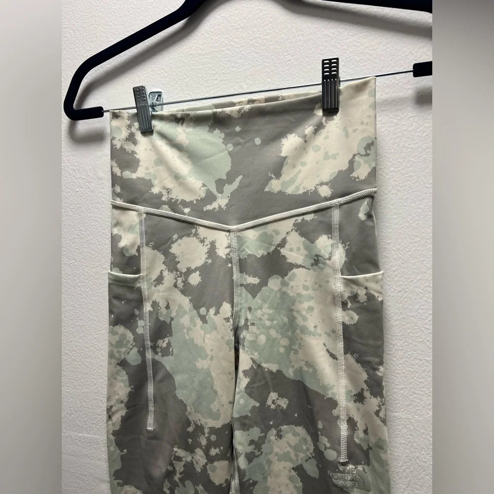 NWOT The North Face Women's Midline High-Rise Pocket 7/8 Leggings - Picture 3 of 7